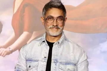 தனது 3வது காதலியுடன் பிரபல நிகழ்ச்சிக்கு வந்த அமீர்கான்... வைரல் போட்டோ