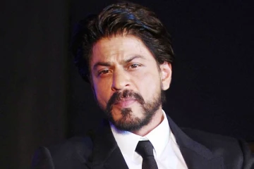 சினிமாவை விட்டு அந்த தொழிலுக்கு சென்று இருப்பேன்.. ஷாருக்கான் உருக்கமான பேச்சு