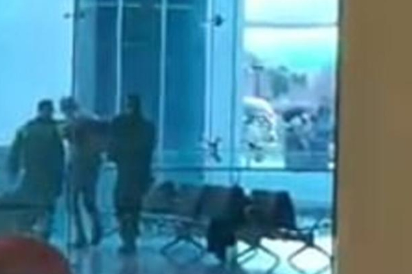 அவுஸ்திரேலிய விமான நிலையத்தில் துப்பாக்கிச் சூடு | Australia Airport Shooting Today