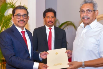 ජනපති ගෝඨාභයගෙන් හදිසියේම මහ බැංකු අධිපතිට විශේෂ ප්‍රකාශයක් ..