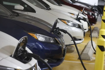 வாகன இறக்குமதி தொடர்பில் வெளியான தகவல்! அமைச்சரவை வழங்கியுள்ள அனுமதி