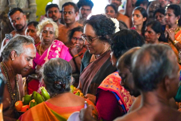 வரலாற்று பிரசித்திபெற்ற திருக்கேதீஸ்வரம் ஆலயத்தில் பிரதமர் ஹரிணி அமரசூரிய | Harini Amarasooriya At Thiruktheeswaram Temple