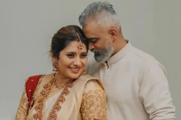 கணவருடன் ரொமான்டிக் செல்பி.. VJ பிரியங்கா - வசி ஜோடியின் லேட்டஸ்ட் புகைப்படம்