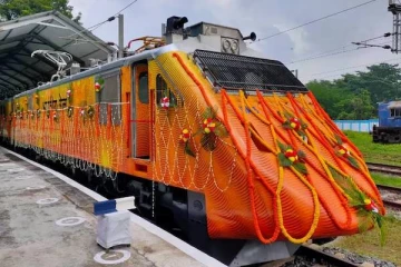 இந்தியாவின் முதல் தனியார் ரயில்.., வந்தே பாரத்தை விட விலை அதிகம்