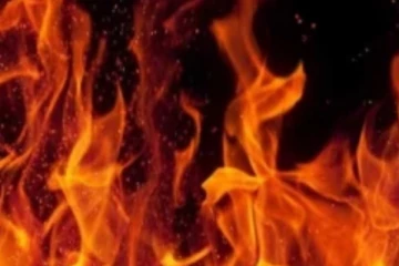 කුරුනෑගල නගරාධිපතිගේ නිවසත් ගිනිතබයි..