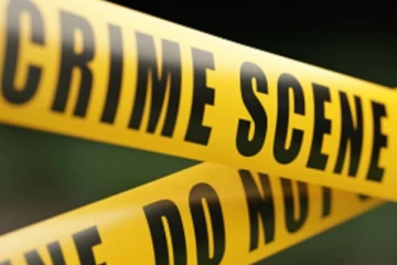 බස් රථයක් ඉලක්ක කර ගනිමින් වෙඩි ප්‍රහාරයක්.