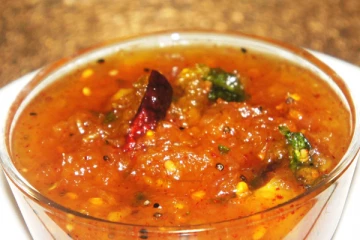 රස අන්නාසි චට්නි රෙසිපි එකක්.