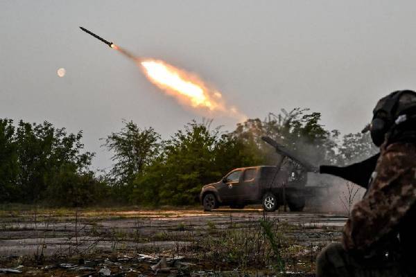 2026 இல் பாபா வங்காவின் இருண்ட கணிப்புகள் - வேற்று கிரக வாசிகளின் முதல் தொடர்பு | Baba Vanga Predictions For 2026 Are You Ready