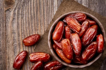 தினமும் இரவு தூங்கும் முன் 2 பேரிச்சம் பழம் சாப்பிடுங்க! இந்த நன்மைகள் வந்து சேருமாம்