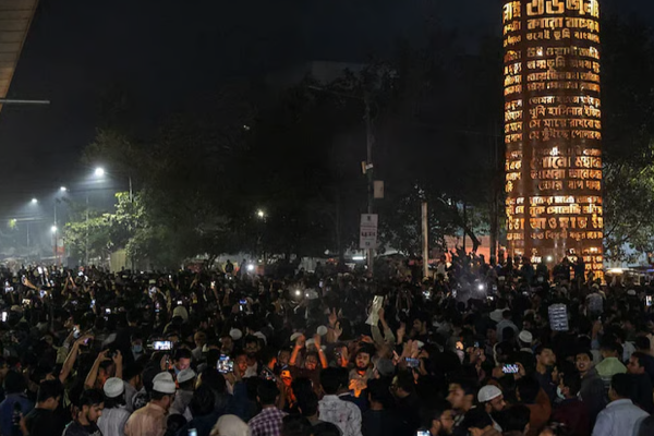 பங்களாதேஷில் தீவிரமாகும் வன்முறைகள்! | Bangladesh Protests