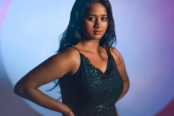 பவி டீச்சர் பிரிகிடா சகா.. மாடர்ன் உடையில் அசத்தல் ஸ்டில்கள்