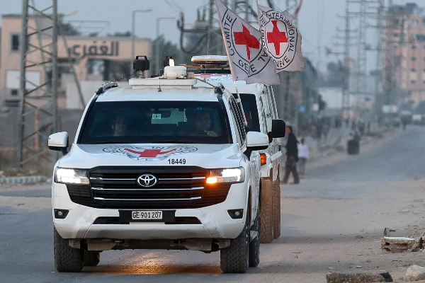 ஹமாஸ் ஒப்படைத்த உடல்கள் பிணைக் கைதிகளுடையது இல்லை! இஸ்ரேல் குற்றச்சாட்டு | Gaza Released Israeli Hostages Body