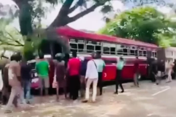 யாழில் இருந்து கொழும்பு சென்ற பேருந்து கோர விபத்து; 21 பேருக்கு நேர்ந்த கதி