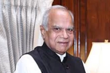 ”தமிழ்நாட்டில் இருமொழிக் கொள்கை தொடரும்” ஆளுநர் உரைக்கு எதிர்ப்பு தெரிவித்து எதிர்க்கட்சிகள் வெளிநடப்பு