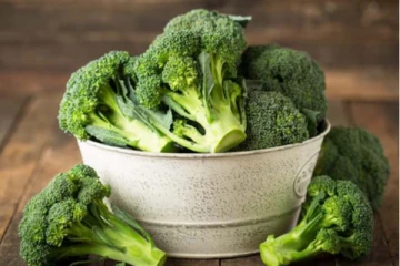 ப்ரொக்கோலியை சுத்தம் செய்ய சிரமமா? நொடியில் புழுக்களை நீக்க சூப்பர் டிப்ஸ்