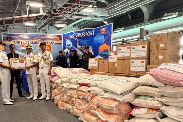 இலங்கையில் பேரழிவு; முதல் ஆளாக ஓடி வந்து உதவிய இந்தியா! | Ditwah Cyclone In Sri Lanka India Rushed To Help இலங்கையில் பேரழிவு; முதல் ஆளாக ஓடி வந்து உதவிய இந்தியா! | Ditwah Cyclone In Sri Lanka India Rushed To Help