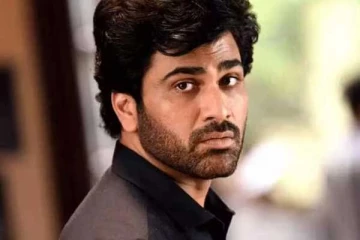 2 ஆண்டு திருமண வாழ்க்கை!! மனைவியை விவாகரத்து செய்கிறாரா பிரபல நடிகர் சர்வானந்த்?