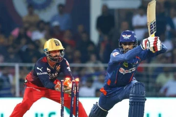 108 ஓட்டங்களில் சுருண்ட லக்னோ: மிரட்டல் பந்துவீச்சால் RCB அபார வெற்றி