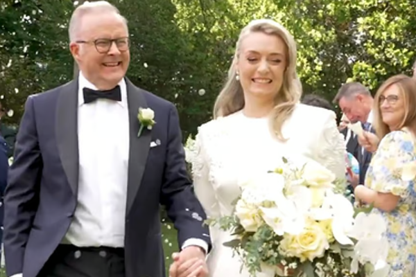 62வது வயதில் காதலியை திருமணம் செய்த ஆஸ்திரேலிய பிரதமர் | Australian Prime Minister Marries Girlfriend At 62