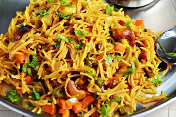 வெறும் பத்தே நிமிடத்தில் சேமியா வெஜிடபிள் கிச்சடி செய்வது எப்படி?