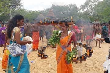 வல்லிபுர ஆழ்வார் திருவிழாவில் பலரையும் வியக்கவைத்த பெண் !