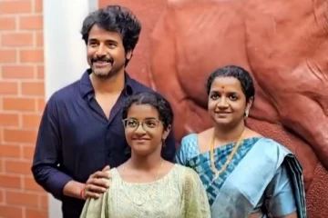 மனைவி மகள் உடன் சிவகார்த்திகேயன் எங்கே சென்று இருக்கிறார் பாருங்க