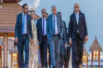 கடும் விமர்சனங்களுக்கு மத்தியில் மீண்டும் வெளிநாடு பறக்கிறார் ரணில்..!