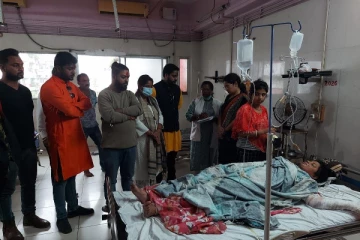 One side love... உயிரோடு மாணவியை பெட்ரோல் ஊற்றி எரித்த இளைஞன்!