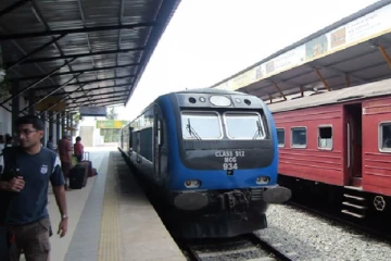 புகையிரதங்கள் பயணிகளின் பாதுகாப்புக்கு ஆபத்தானவை என குற்றச்சாட்டுக்கு சீன நிறுவனத்தின் பதில்