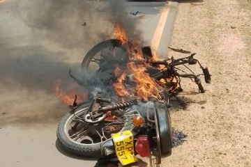 புதுக்குடியிருப்பில் இடம்பெற்ற விபத்தில் குடும்பஸ்தர் உயிரிழப்பு (Video)