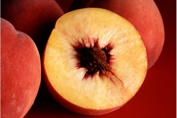 நோய் எதிர்ப்பு சக்தியை மின்னல் வேகத்தில் அதிகரித்து உடல் எடை குறைக்கும் பீச் பழம்