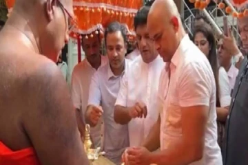 விடுதலையானதும் விகாரைக்கு சென்ற ரஞ்சன் ராமநாயக்க