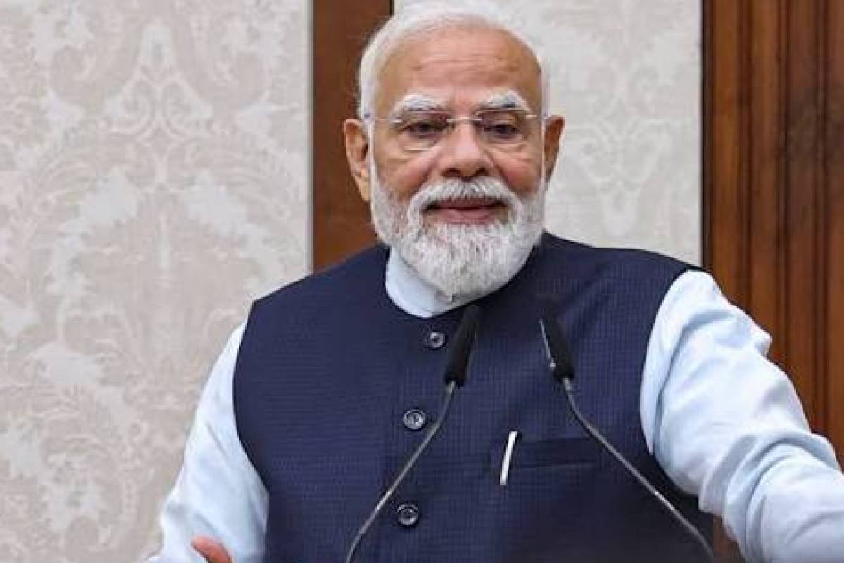 பிரதமர் மோடியை அவமதிக்கும் வகையில் வெளியான காணொளிகள் - மெட்டா தலைவருக்கு எதிராக வழக்கு பதிவு | Videos Released Insulting Prime Minister Modi பிரதமர் மோடியை அவமதிக்கும் வகையில் வெளியான காணொளிகள் - மெட்டா தலைவருக்கு எதிராக வழக்கு பதிவு | Videos Released Insulting Prime Minister Modi