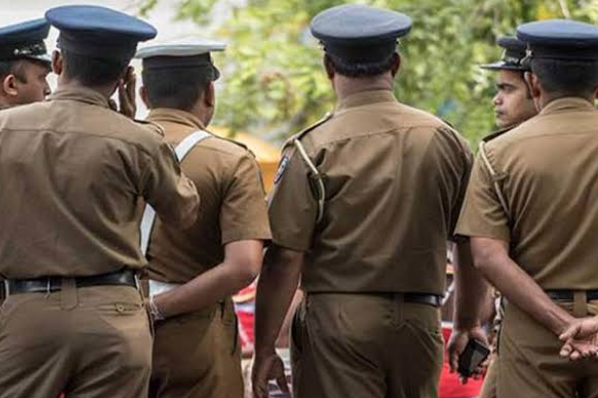 ஃபேஸ்புக் மூலமாக வாகன மோசடி - பிரதான சந்தேகநபர் கைது | Facebook Advertisements Using Robbery Scheme ஃபேஸ்புக் மூலமாக வாகன மோசடி - பிரதான சந்தேகநபர் கைது | Facebook Advertisements Using Robbery Scheme
