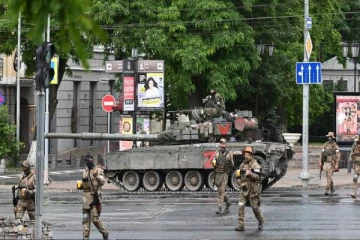 மொஸ்கோவில் பொதுக்கட்டிடங்களில் இருந்து மக்கள் வெளியேற்றம்!