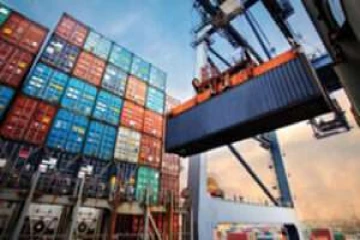 தொடரும் டொலர் நெருக்கடி -கொழும்பு துறைமுகத்தில் தவம் கிடக்கும் அத்தியாவசிய பொருட்கள்