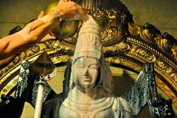 குழந்தை பாக்கியம் பெற பால் அபிஷேகத்தில் கலந்துகொள்ளுங்கள்!