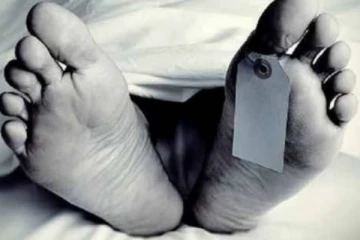 තියුණු ආයුධයකින් පහර දී පුද්ගලයෙක් ඝාතනය කරයි.