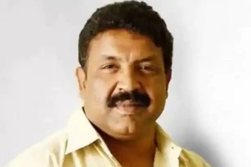 பத்திரிக்கையாளரை தாக்கியதாக அஜித்தின் மேலாளர் மீது போலீஸில் புகார் - பரபரப்பு சம்பவம்