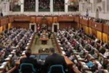 බෝම්බ බියක් නිසා පාර්ලිමේන්තුවකට සිදු වුන දේ..