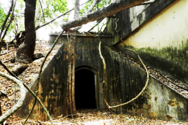 பகீர் கிளப்பும் திருகோணமலை கடற்படை முகாம்: உண்மைகளை கக்கும் முன்னாள் கடற்படை தளபதி!! | Shocking Confession Made By Former Navy Commander