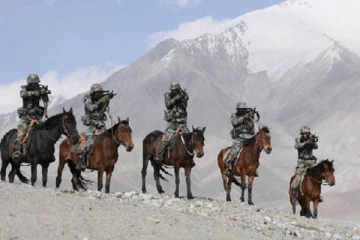 இந்திய எல்லைக்குள் அத்துமீறி நுழைந்த சீனா!