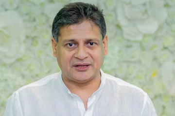 நாட்டை பொறுப்பேற்று வழிநடத்த தயார் - திலித்