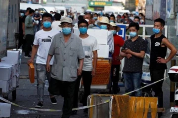 மீண்டும் சீனாவில் தலைவிரித்தாடும் கொரோன தொற்று! பள்ளிகளை மூட உத்தரவு!