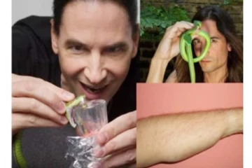 33 வருடங்களாக பாம்பு விஷத்தை தன் உடலுக்குள் செலுத்திக்கொள்ளும் வினோத மனிதன்