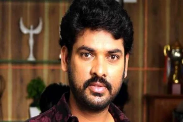 போலீசுக்கு சென்ற நடிகர் விமல் - செல்பி எடுக்கும் கேப்பில் செல்போனை திருடிய மர்ம நபர்