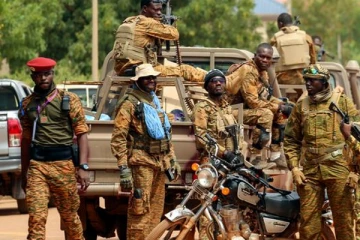 50 பெண்களை கடத்தி சென்ற பயங்கரவாதிகள்