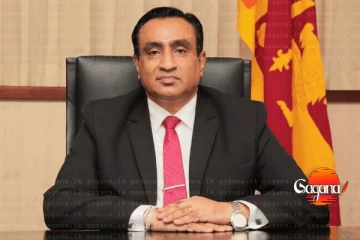 බඩි දාපු එකට අධ්‍යාපන ලේකම්වරයාව සැකකරුවෙක් ලෙස නම් කරන්න නියෝග