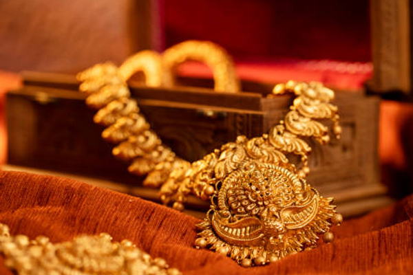 Gold jewellery