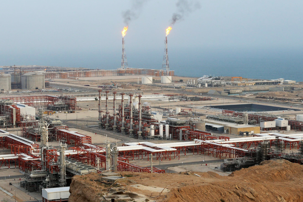 ஈரானின் எண்ணெய் கட்டமைப்புகள் 3 நாட்களுக்குள் வெடித்து சிதறும் ; டிரம்ப் எச்சரிக்கை | Iran Oil Infrastructure Blown 3 Days Trump Warns